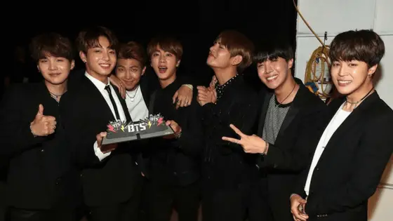 The Chainsmokers, Halsey, Camila Cabello And More Congratulate BTS On ...