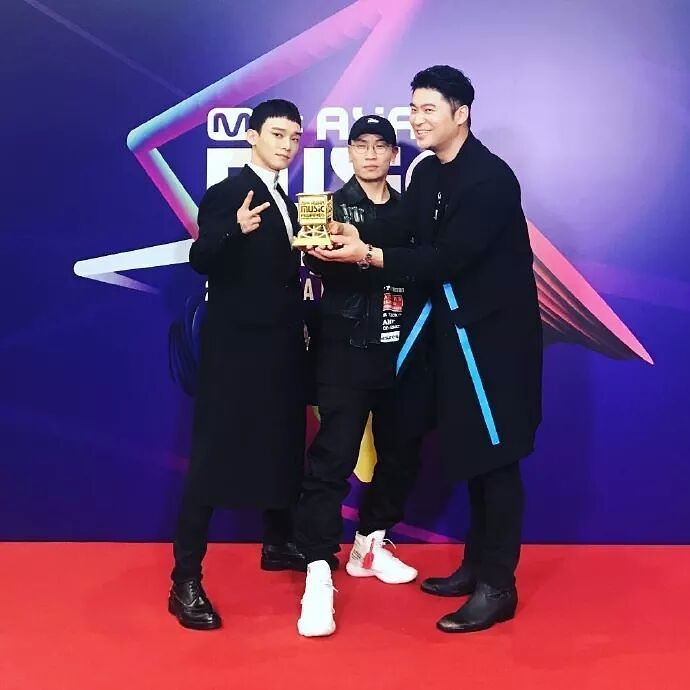 https://www.jazminemedia.com/wp-content/uploads/2017/12/The-Complete-List-Of-2017-MAMA-Winners-In-Hong-Kong.bmp
