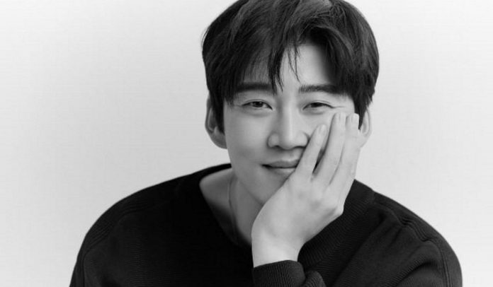 Actor Yoon Kye Sang Addresses The Dating News And Apologizes For