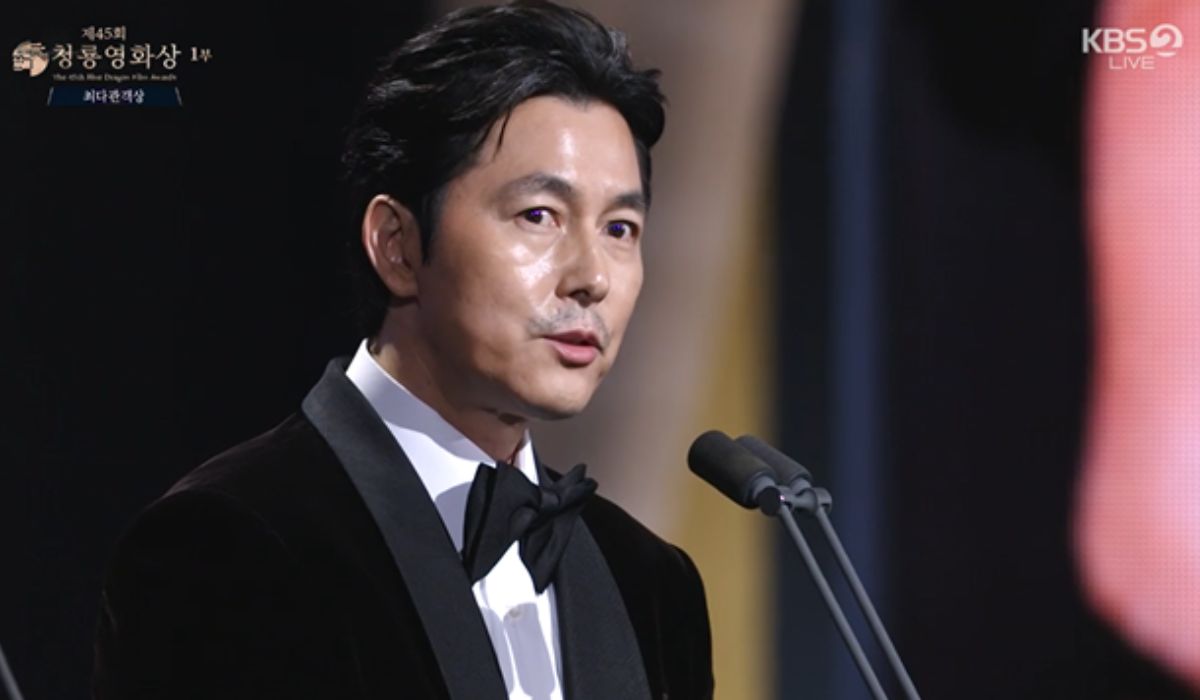 https://jazminemedia.com/wp-content/uploads/2024/11/Jung-Woo-Sung-45th-Blue-Dragon-Film-Awards.jpg