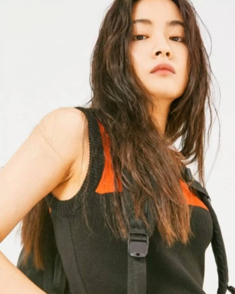 Hwang Ji Min 21 https://jazminemedia.com/wp-content/uploads/2024/12/model-Hwang-Ji-Min.jpg