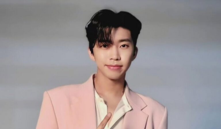 The Biggest Korean Trot Singer Under Heavy Fire For Sarcastic Tone And Response To Fan Asking Why He’s Not Addressing South Korea’s Current Political Issues