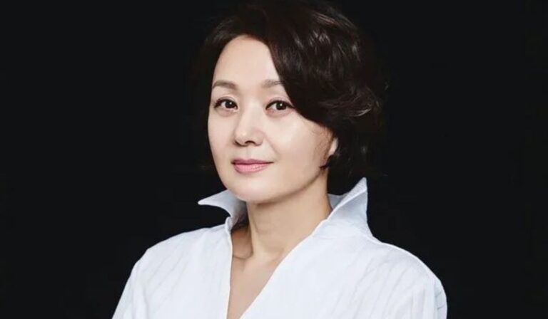 Beloved Korean Actress Opens Up About Going Through Immense Financial Struggles During Her Acting Career