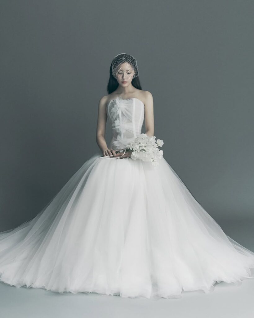 https://jazminemedia.com/wp-content/uploads/2025/03/hyomin-wedding.jpg