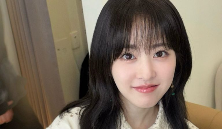 Famous Actress Postpones Highly Anticipated Fanmeeting, Here Is Why