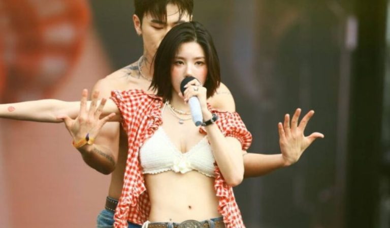 The “Waterbomb Queen” Kwon Eunbi Shares How She Prepares For The Waterbomb Festival