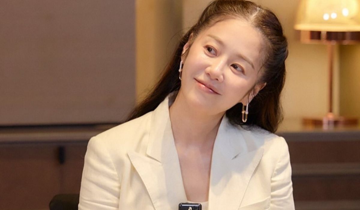 https://jazminemedia.com/wp-content/uploads/2025/08/Go-Hyun-Jung-.jpg