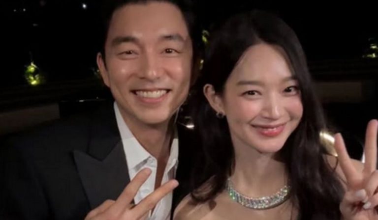 Selfies Of Two Of The Biggest Hallyu Actors Send Fans Into A Frenzy