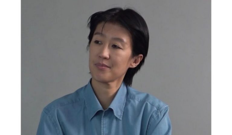 Famous TV Personality Shocks With Divorce News 22 Years After Marriage, She Explains Her Decision In An Interview