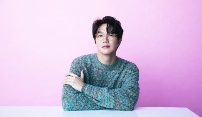 Famous Korean Singer Betrayed By His Longtime Manager Of 10 Years, Damages Reportedly Massive