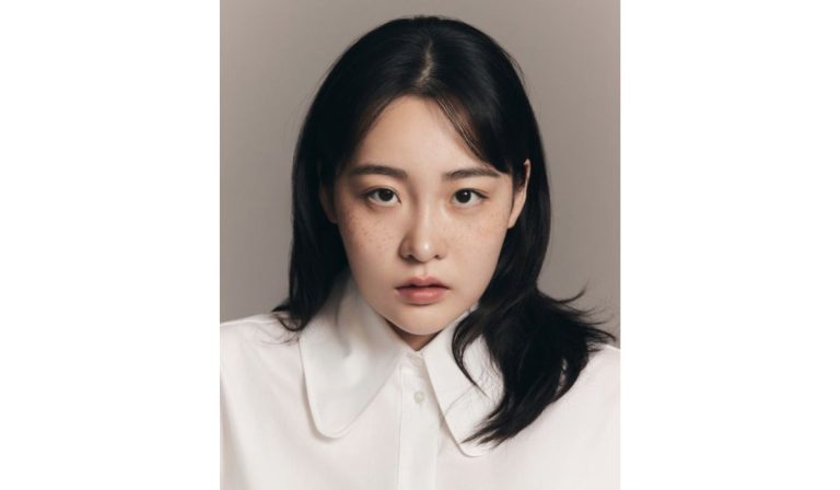 “Get Rid Of Your Freckles,” “Lose Weight” And Harsher Words, Rising Actress Opens Up About Horrible Feedback She Used To Get