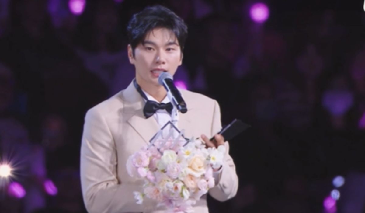 https://jazminemedia.com/wp-content/uploads/2025/12/Lee-Yi-Kyung.jpg