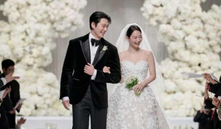 Shin Min Ah And Kim Woo Bin Share Stunning Photos From Their Wedding Ceremony