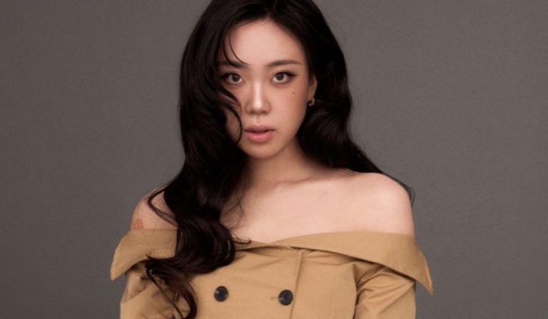 Rapper Lee Youngji Surprises With Shocking Transformation After Losing 13 kg [28.8 lb]