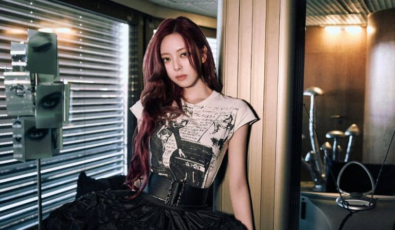 Another ITZY Member, Yuna, Is Making Her Solo Debut Soon