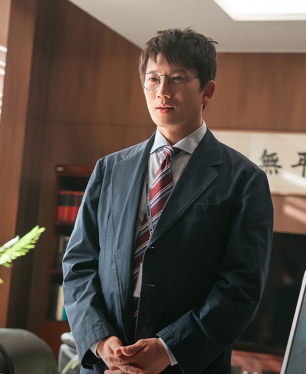 ji sung 1 https://jazminemedia.com/wp-content/uploads/2026/01/Ji-Sung-.jpg