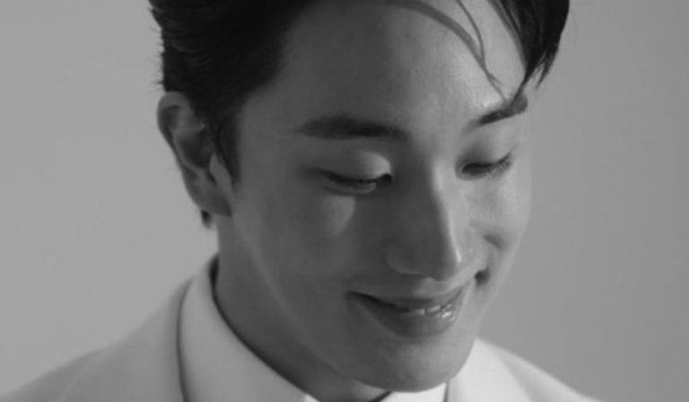 “Hospital Playlist” Actor Lee Seo Jun Announces Marriage