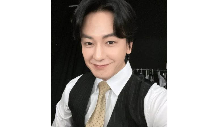 Several Netizens Report Seeing Lim Ju Hwan Working At A Logistics Center