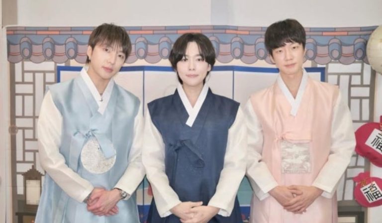 YG’s Group New Year Greetings Missing A Member Draws Attention Amid His Ongoing Military Service Controversy