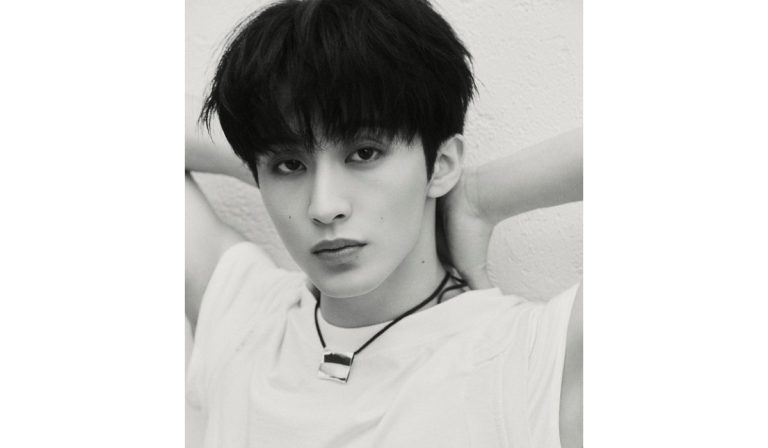 Mark Lee Posts Handwritten Letters To Fans After Departure From SM And NCT