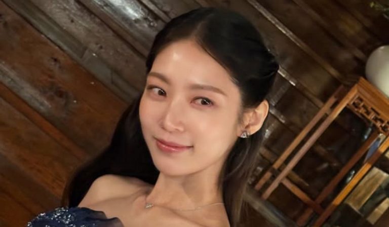 Gong Seung Yeon’s Appearance On One Of The Biggest Variety Shows Leaves Out All Mentions Of “Perfect Crown,” Is It Due To Its Controversy?