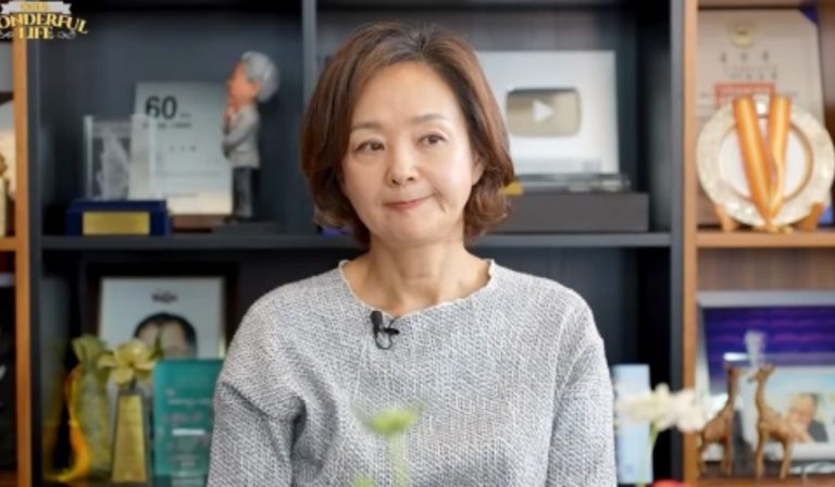 Bae Jong Ok Reveals the Truth Behind the Physical Altercation Rumor With Screenwriter Noh Hee Kyung