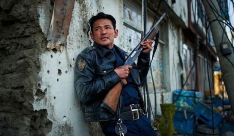 Hwang Jung Min’s Upcoming Film and Variety Show Schedule Reportedly Unaffected by Privacy Dispute