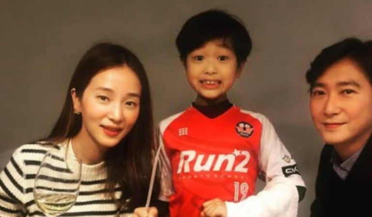 Member of Famous First-Generation K-Pop Group Belatedly Reveals He Got Divorced Two Years Ago