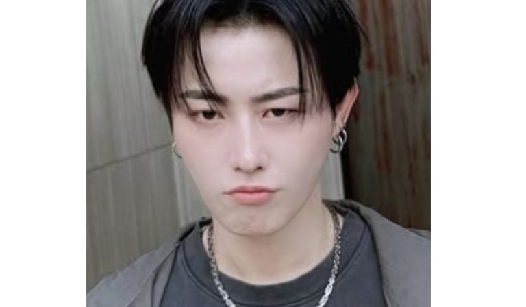 K-Pop Idol Apologizes To Fan For Saying She Looks Like A Mole Rat At Past Fan Meeting