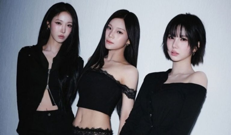 Beloved Kpop Girl Group VIVIZ Finds New Agency, But They Might Have To Give Up Their Group Name